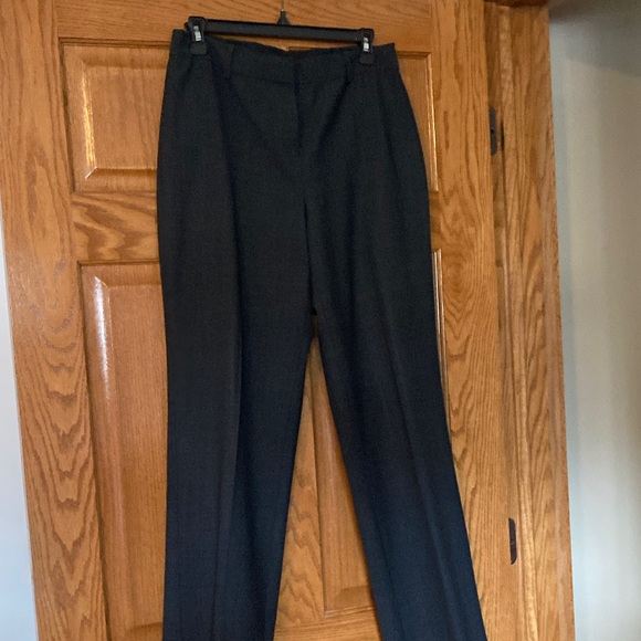 Jones New York Pants - Jones New York gray straight leg stretch pants